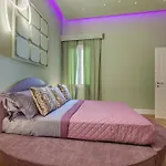 Prestige Penthouse With Private Spa, Gym And Terrace By Mamo Florence